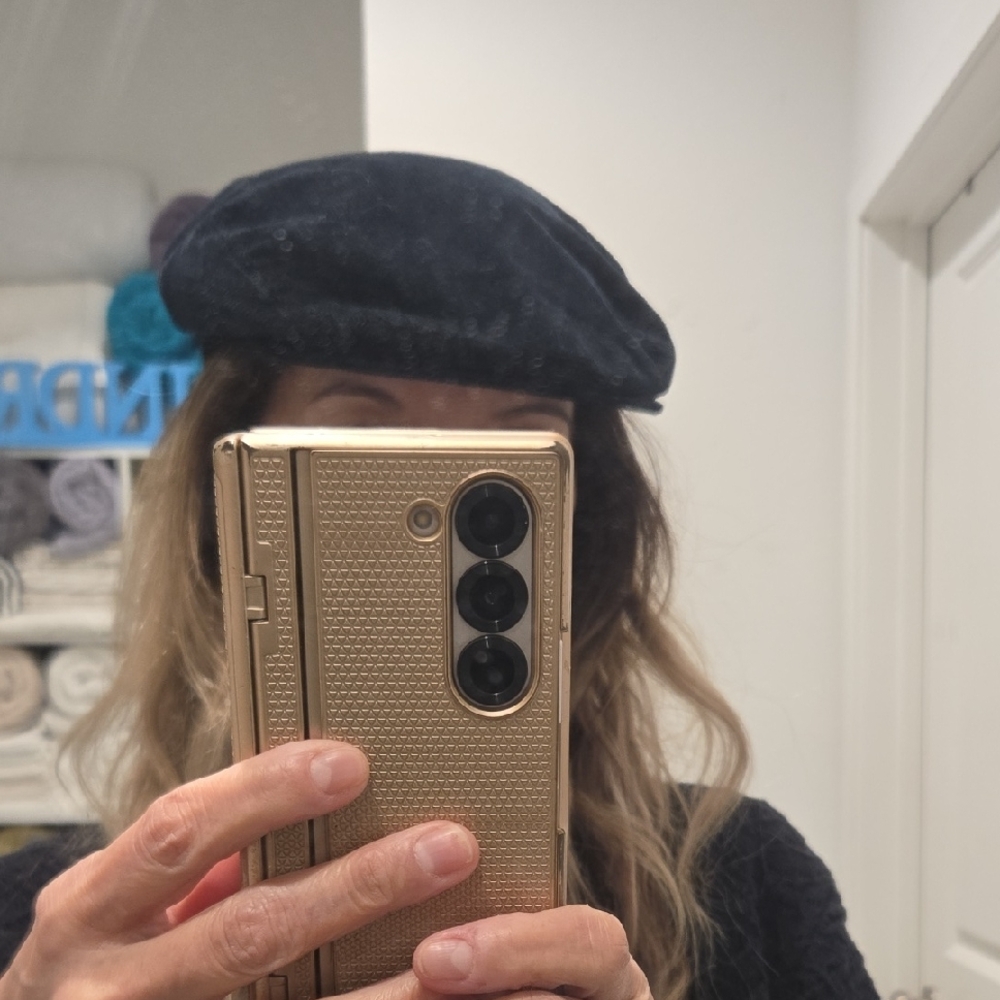 Burberry Black Corduroy Cap Authentic - Picture 4 of 6